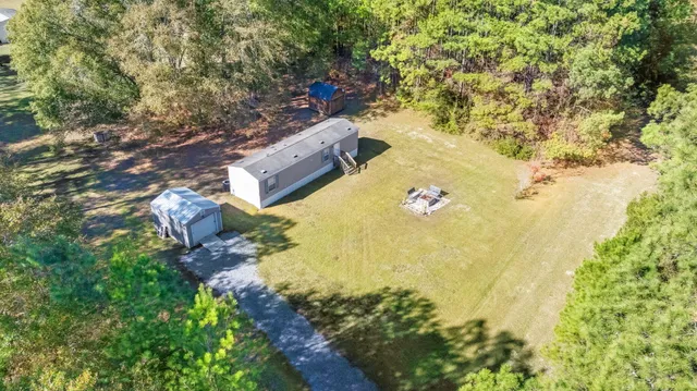 $205,000 | 602 Murphy Bay Drive, Cross, SC 29436