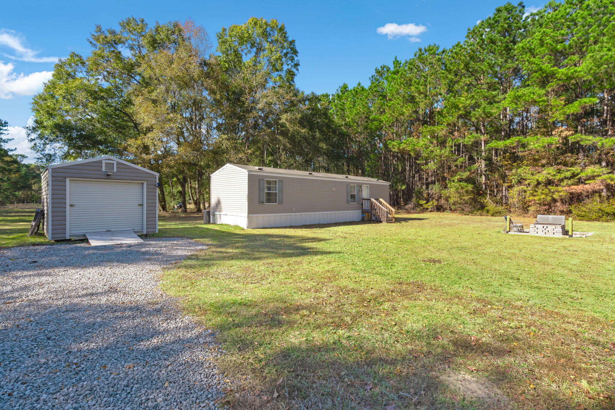 602 Murphy Bay Drive Cross, SC 29436 - Photo 3 of 29 3a