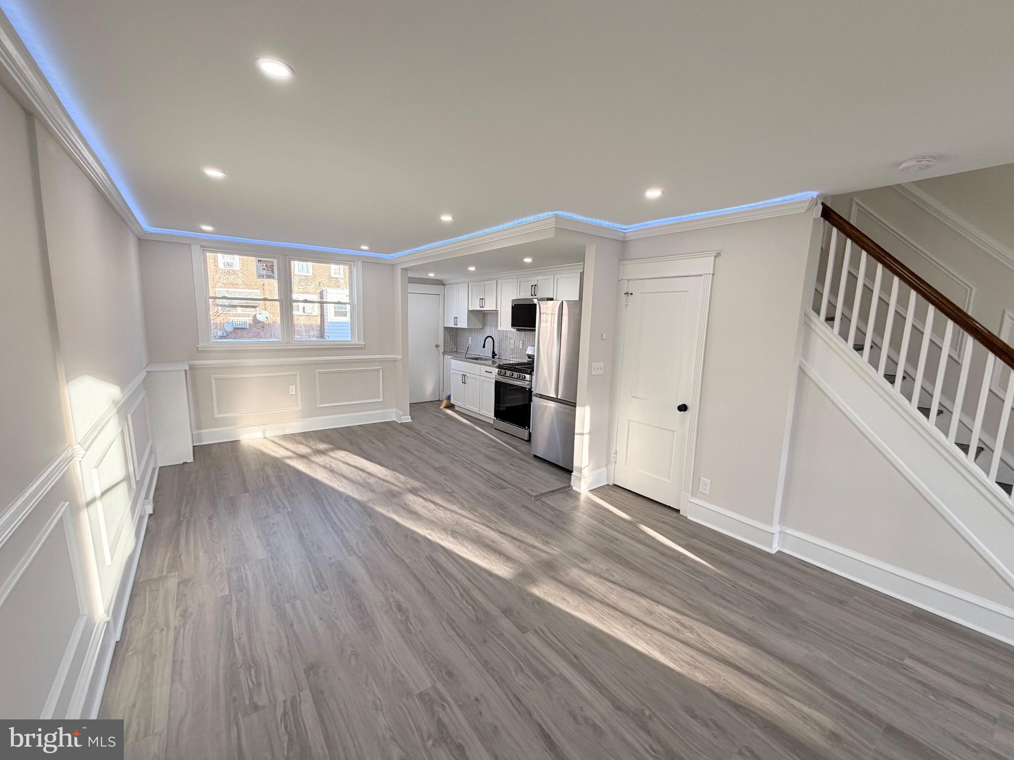 Bright, modern space with elegant finishes.