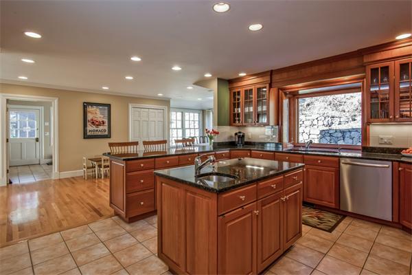 27 Bow Road Wayland, MA 01778 - Photo 5 of 30 Gallery Image 5