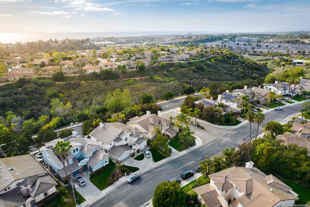 6425 Topmast Drive Carlsbad, CA 92011 - Photo 30 of 32 an aerial view of multiple house