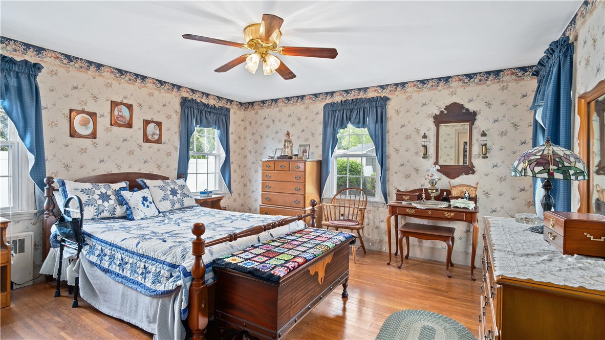 14 Barnes Street Smithfield, RI 02828 - Photo 26 of 44