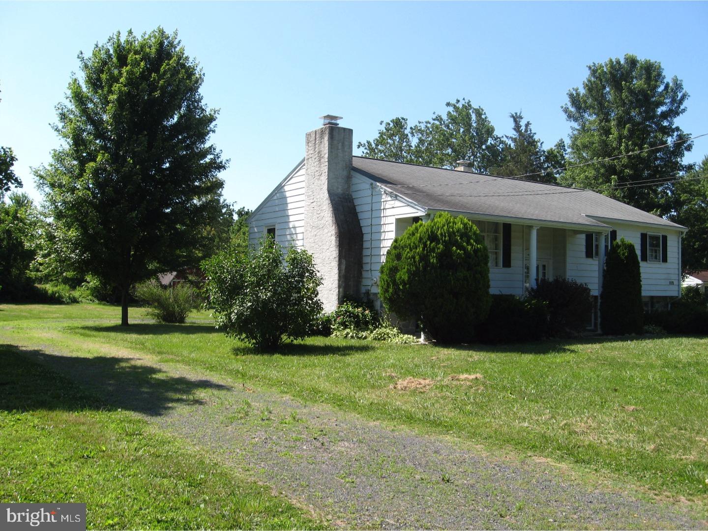 1170 Miller Road Pottstown, PA 19465 - Photo 3 of 24 Gallery Image 3