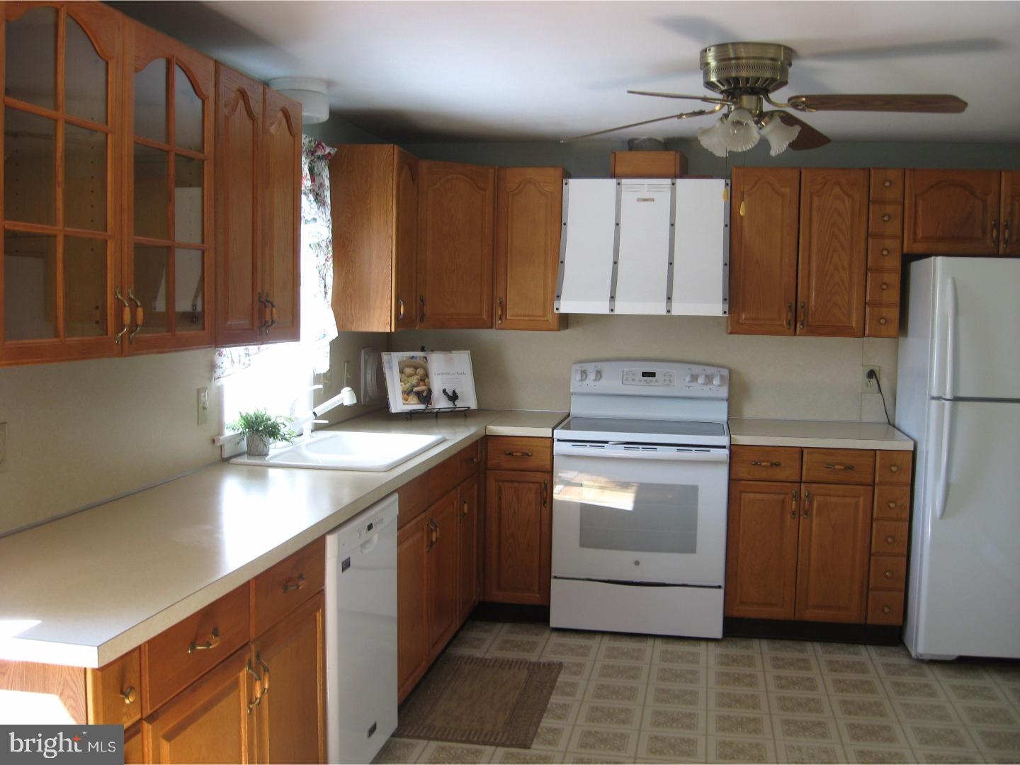 1170 Miller Road Pottstown, PA 19465 - Photo 6 of 24 Gallery Image 6
