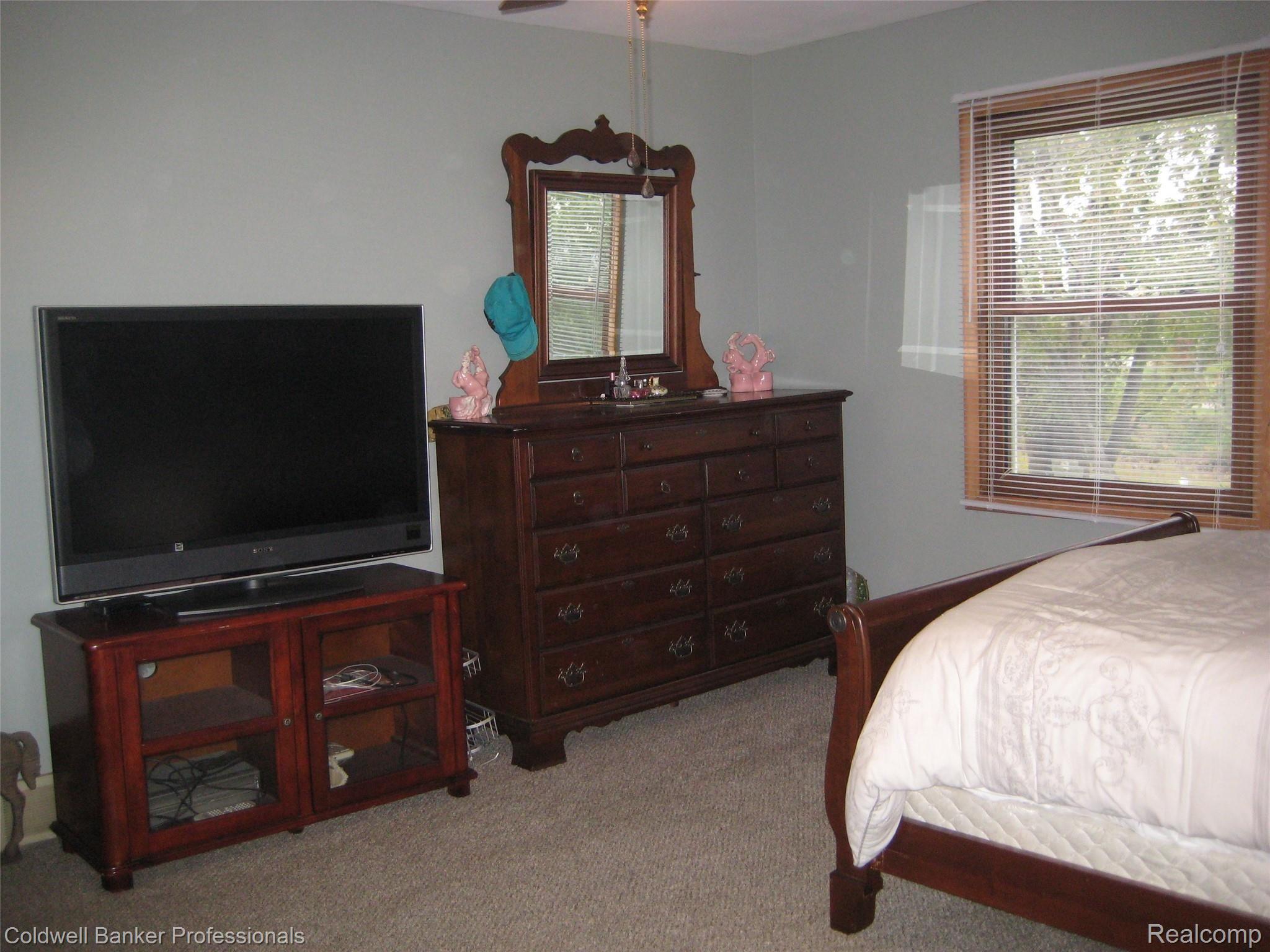 5377 Marathon Road Columbiaville, MI 48421 - Photo 31 of 47 IMG_0475.JPG