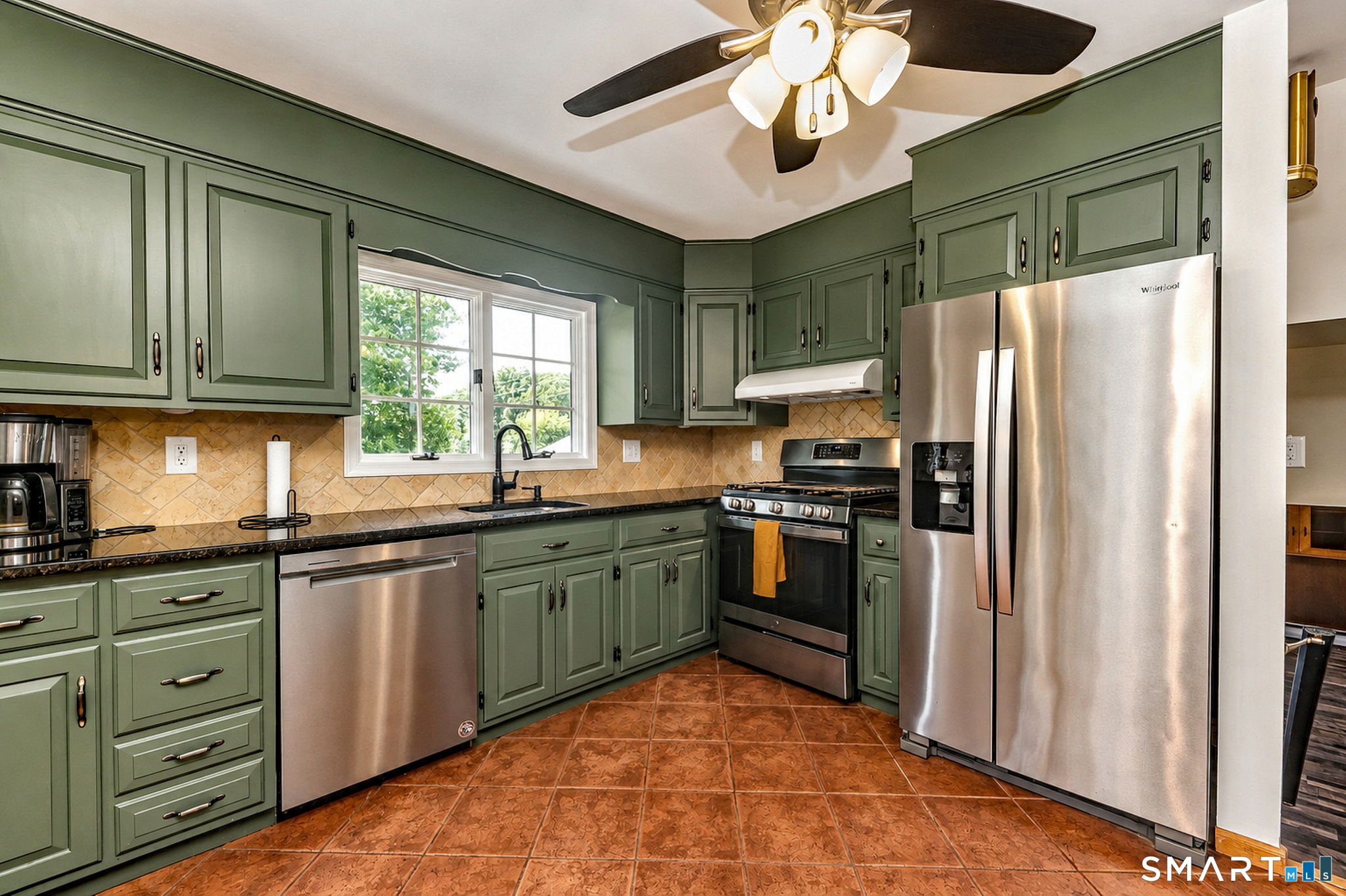 269 Wilbrook Road Stratford, CT 06614 - Photo 13 of 40 Gallery Image 13