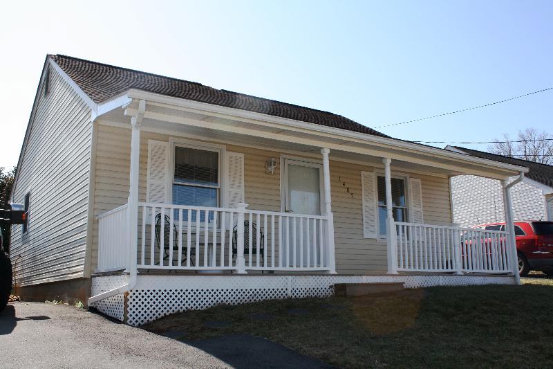 1485 Kefauver Road Southeast Roanoke, VA 24014 - Photo 1 of 13 1485 Kefauver Rd.