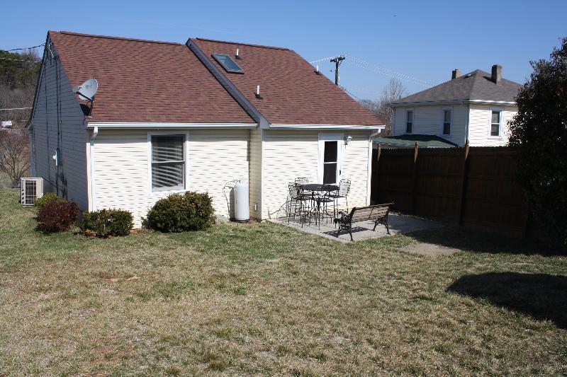 1485 Kefauver Road Southeast Roanoke, VA 24014 - Photo 11 of 13 Back