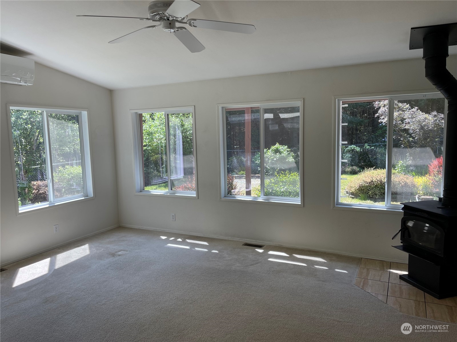 312 Rhododendron Drive Sequim, WA 98382 - Photo 12 of 32 Gallery Image 12