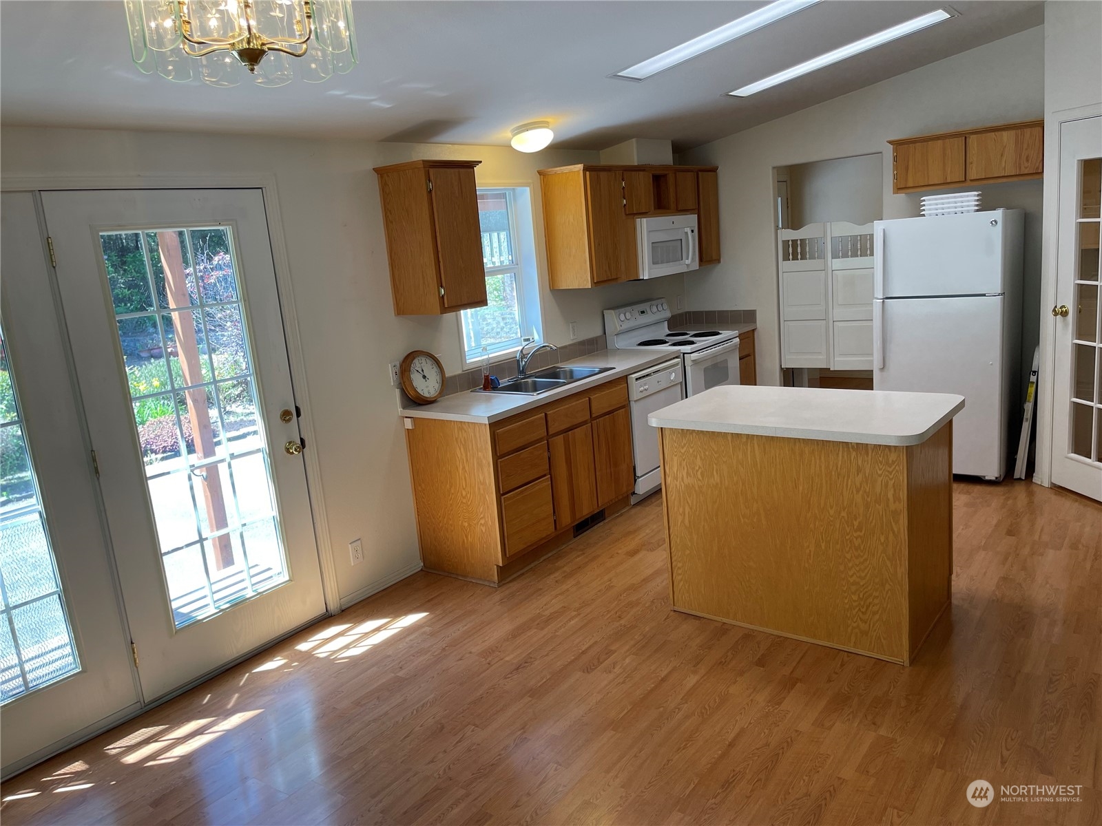 312 Rhododendron Drive Sequim, WA 98382 - Photo 19 of 32 Gallery Image 19