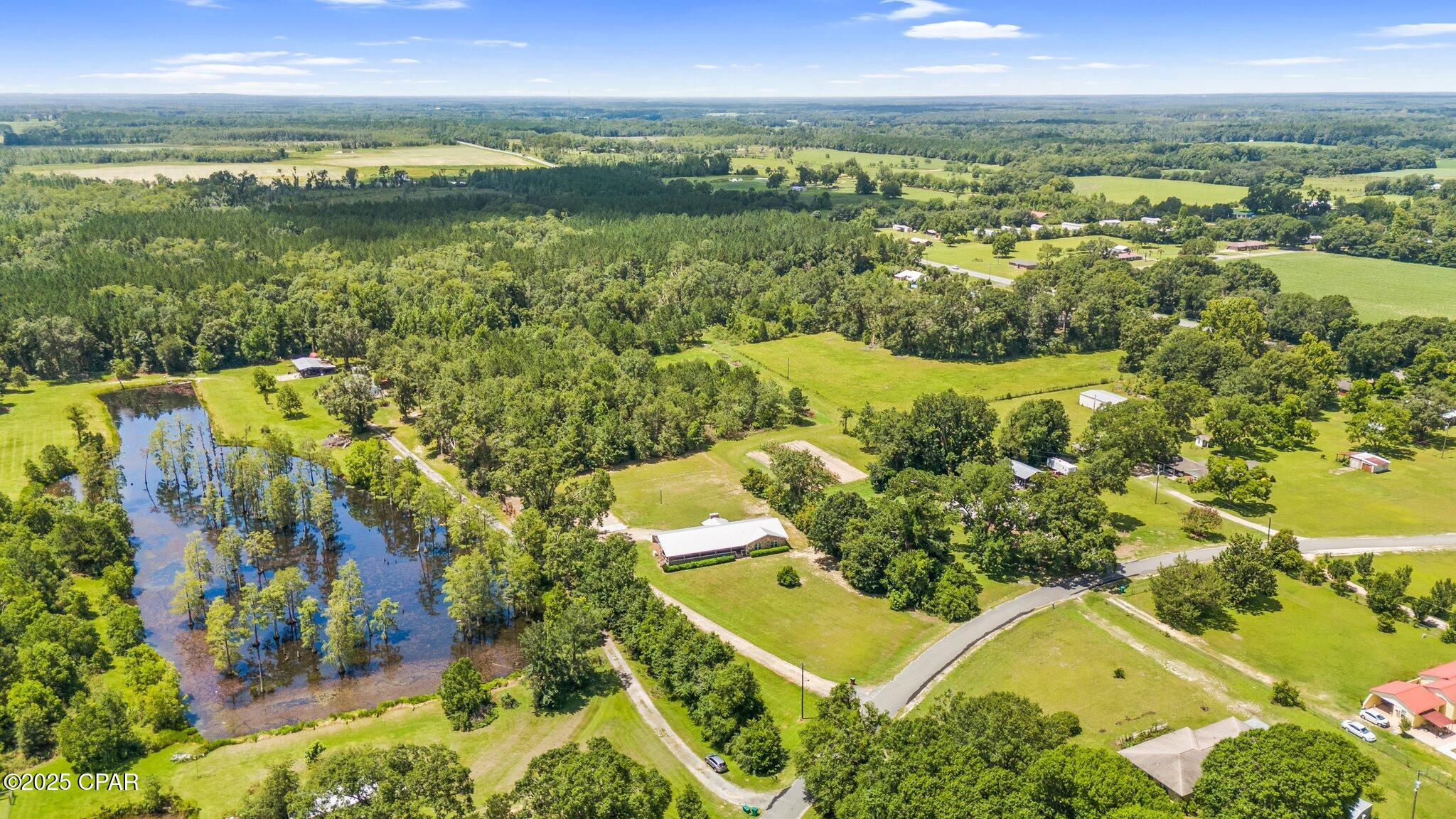 963 Everett Road Graceville, FL 32440 - Photo 4 of 36
