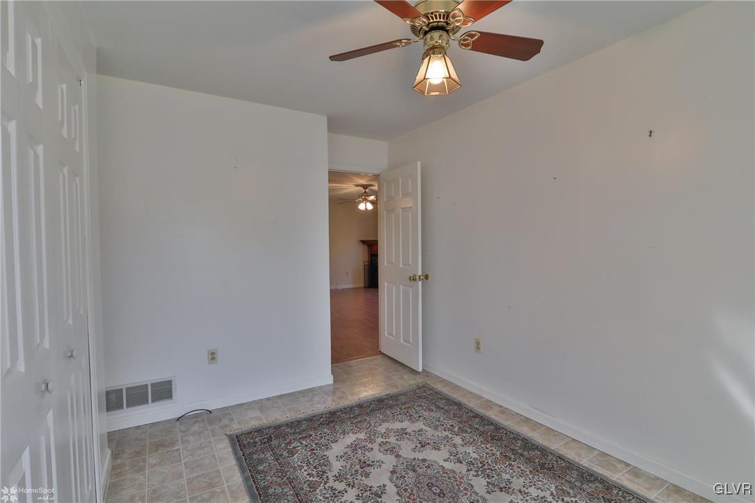 717 South Delps Road Bath, PA 18014 - Photo 29 of 36