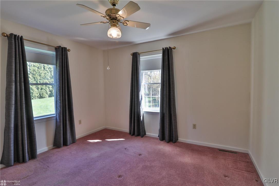 717 South Delps Road Bath, PA 18014 - Photo 30 of 36