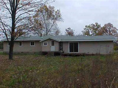9129 Duffield Road Montrose, MI 48457 - Photo 2 of 2 20199695-1.JPG