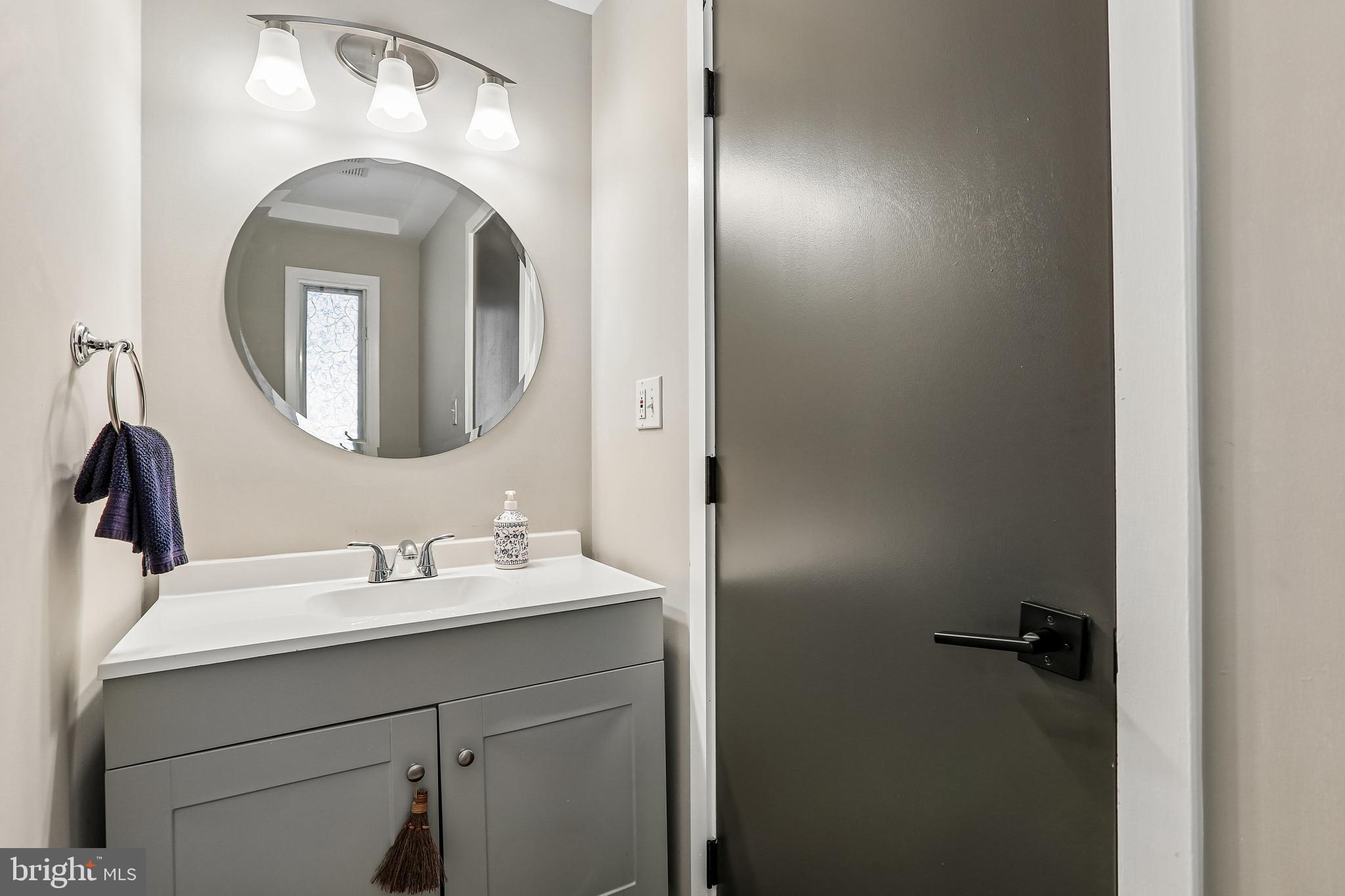 810 Governor Bridge Road Davidsonville, MD 21035 - Photo 15 of 68 Bathroom