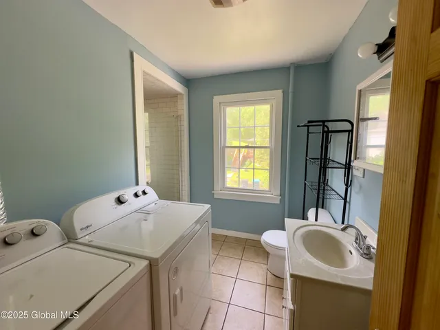 $169,900 | 13 Ridge Lane, Port Henry, NY 12974