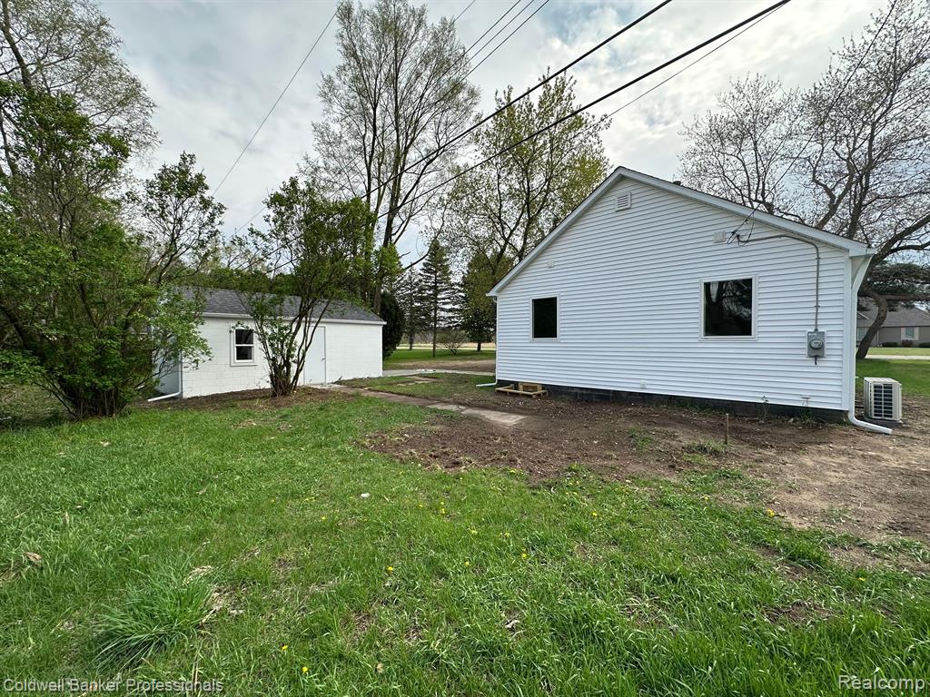 1052 Angle Road Lapeer, MI 48446 - Photo 27 of 27