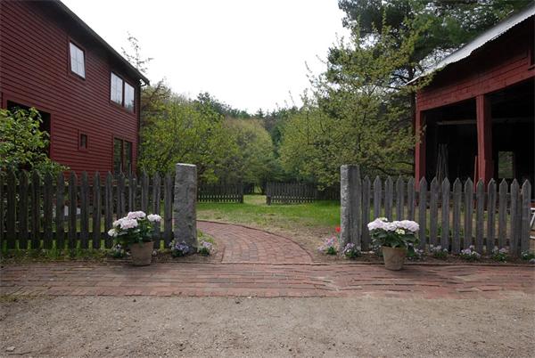 309 Strawberry Hill Road Concord, MA 01742 - Photo 21 of 24