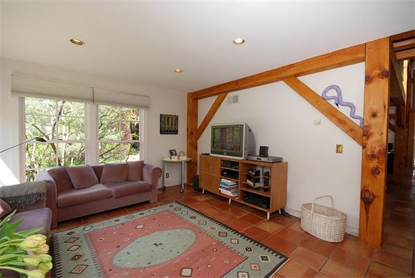 309 Strawberry Hill Road Concord, MA 01742 - Photo 4 of 24