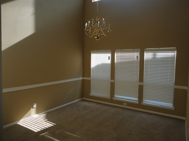 710 Single Pine Court Spring, TX 77373 - Photo 5 of 15 Gallery Image 5
