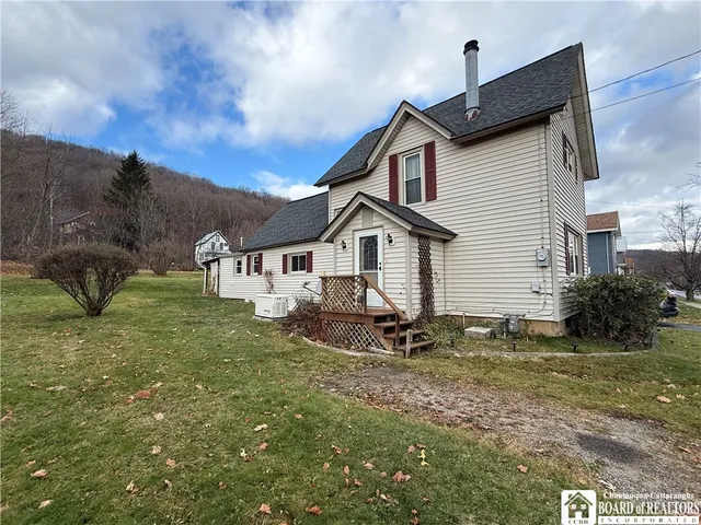 $157,500 | 87 South Street, New Albion, NY 14719