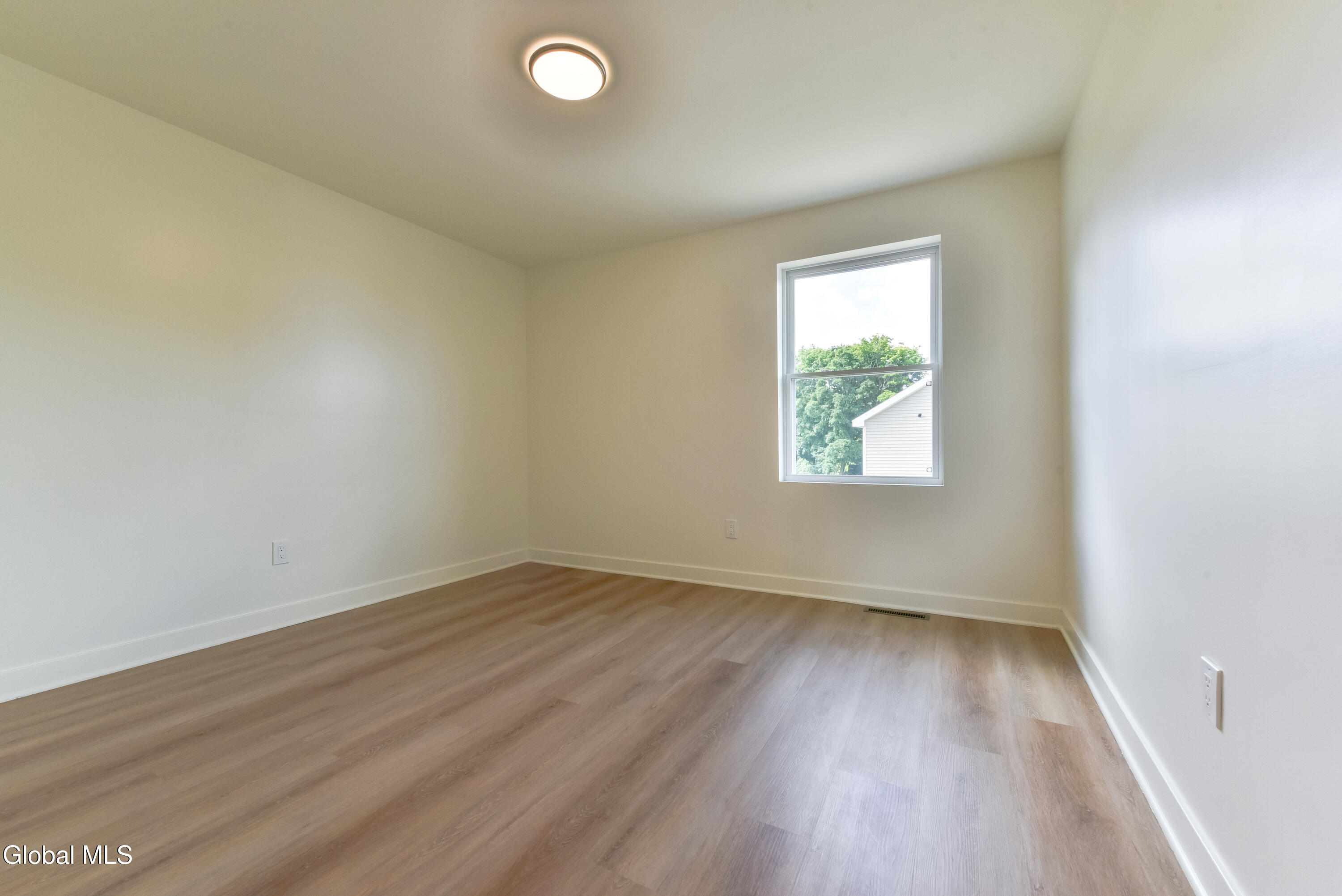 802 South Ravine Road Niskayuna, NY 12309 - Photo 51 of 60 49