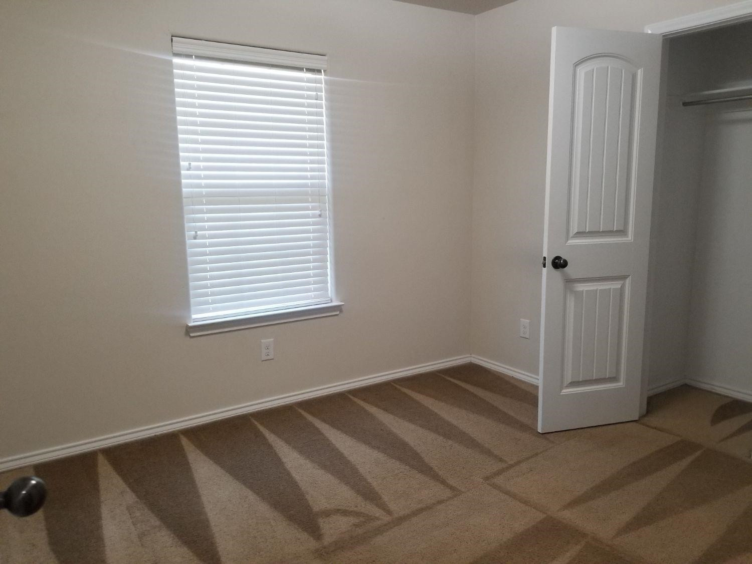9304 Ridgely Avenue Lubbock, TX 79424 - Photo 11 of 17 Photo 12