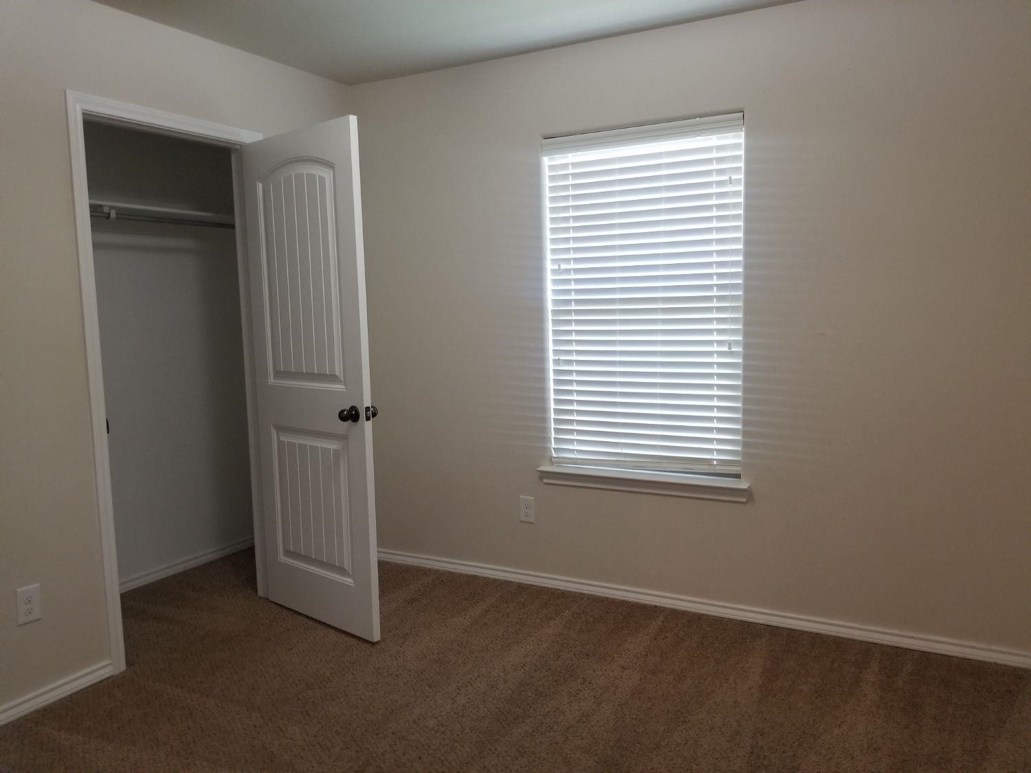 9304 Ridgely Avenue Lubbock, TX 79424 - Photo 12 of 17 Photo 13