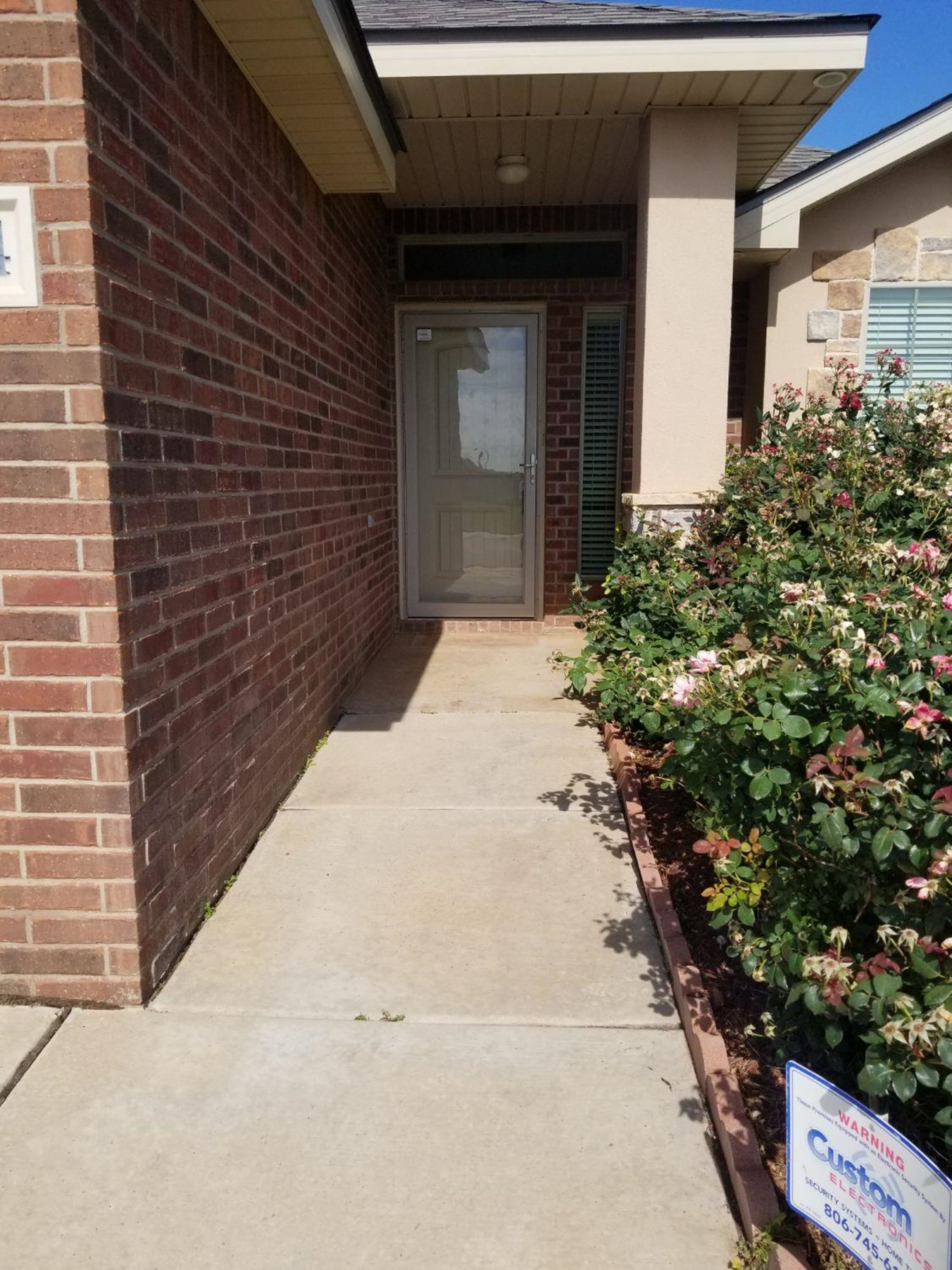 9304 Ridgely Avenue Lubbock, TX 79424 - Photo 2 of 17 Photo 2