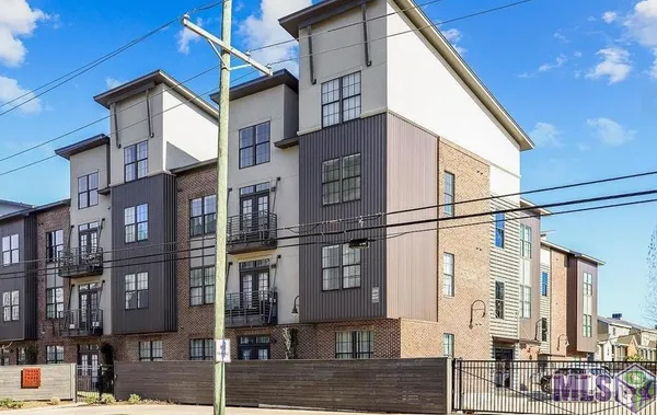 $410,000 | 255 East Boyd Drive, Unit 304, Baton Rouge, LA 70808