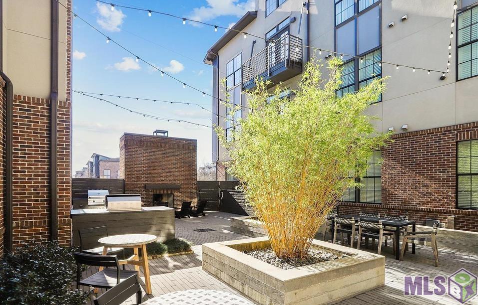 255 East Boyd Drive, Unit 304 Baton Rouge, LA 70808 - Photo 2 of 11