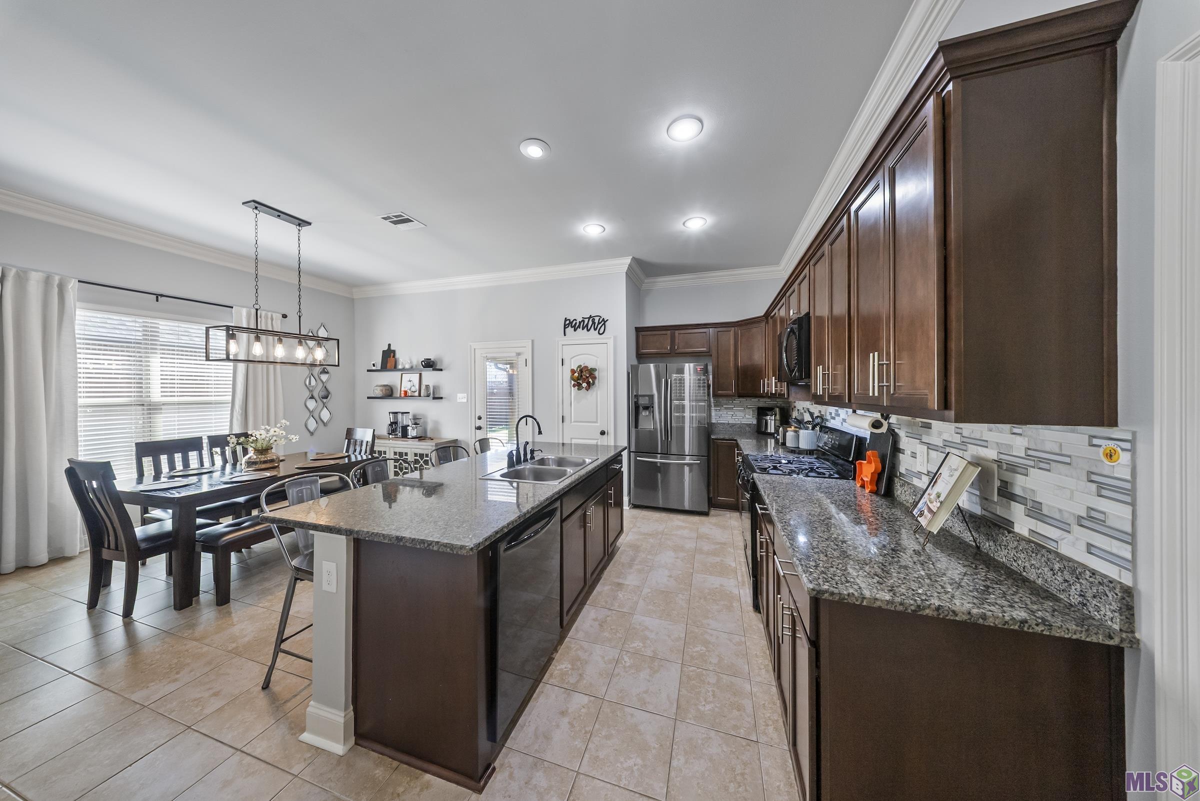 148 Red Street Gray, LA 70359 - Photo 2 of 20