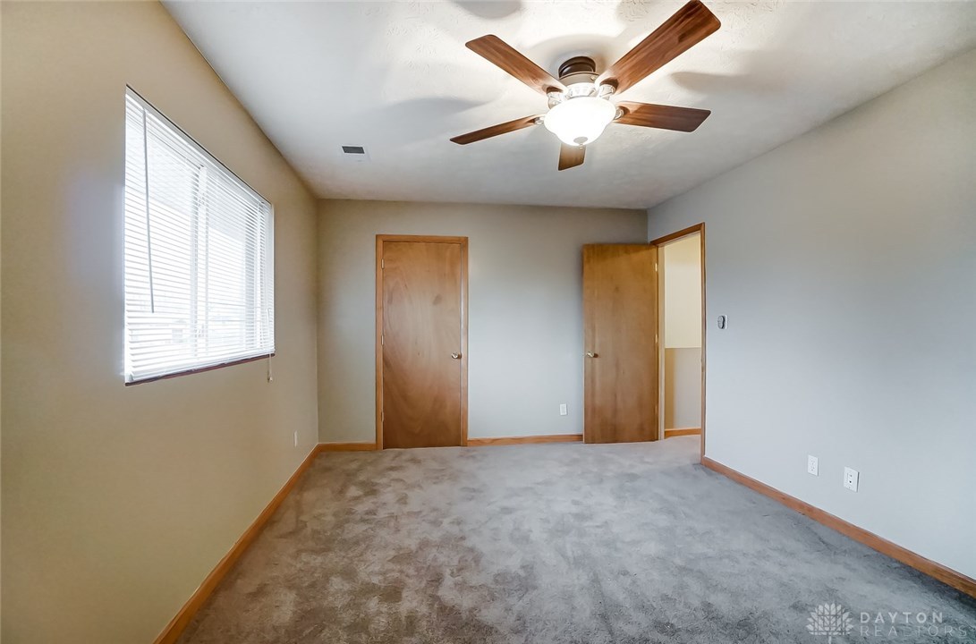 1843 Rice Boulevard, Unit 1843 Fairborn, OH 45324 - Photo 17 of 31