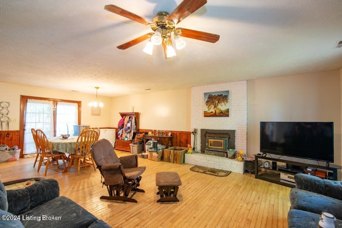 55 Sand Ridge Road Magnolia, KY 42757 - Photo 6 of 25 20240504141018284285000000-o