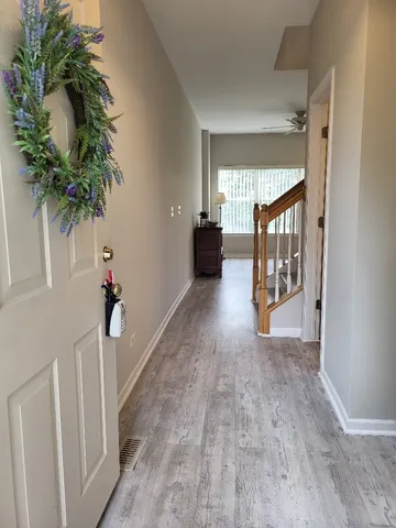 a view of entryway with a potted plant