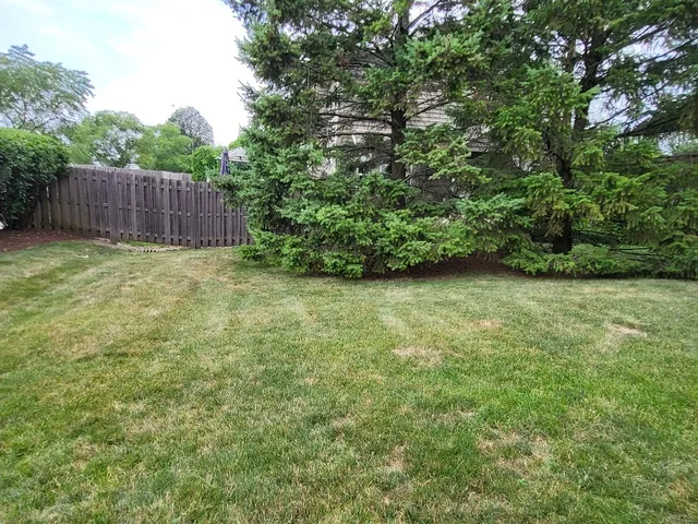 $416,000 | 2949 Brossman Street, Naperville, IL 60564