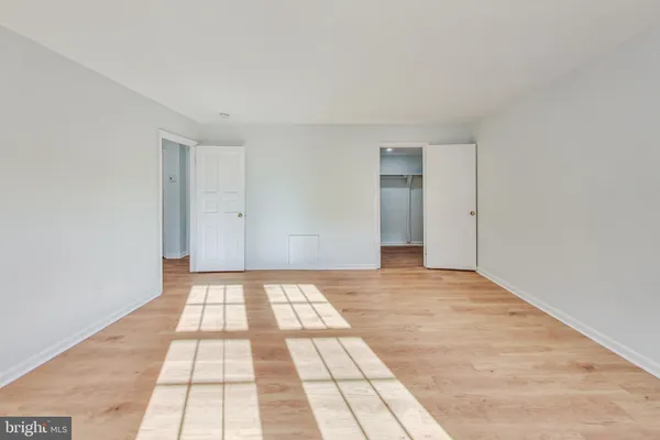 $2,500 | 9841 Hagel Circle, Lorton, VA 22079