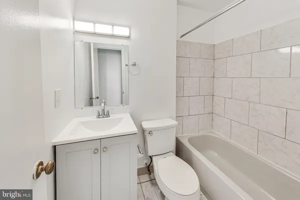 $2,500 | 9841 Hagel Circle, Lorton, VA 22079