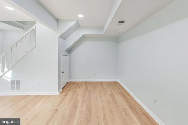 $2,500 | 9841 Hagel Circle, Lorton, VA 22079