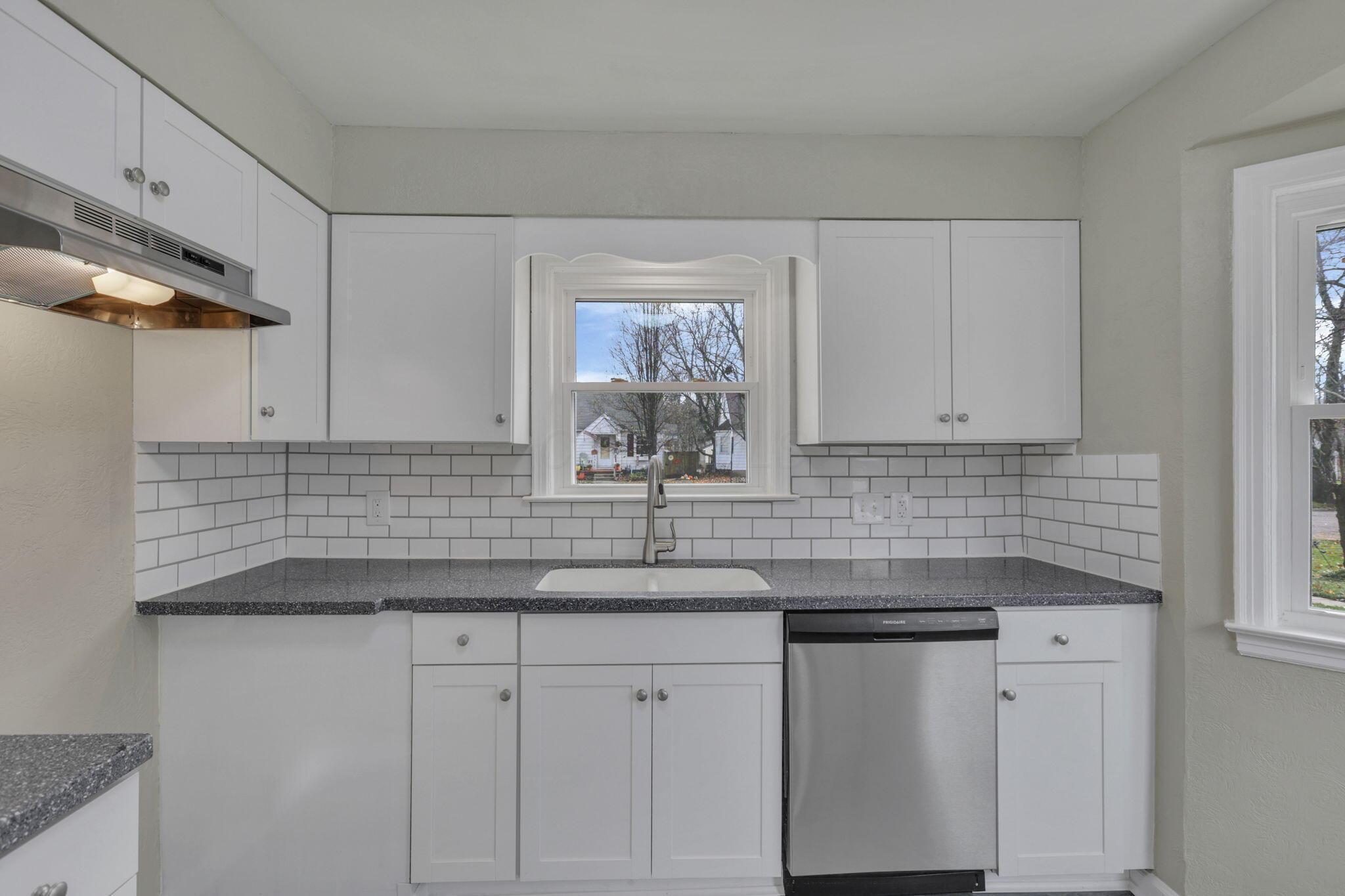 627 Harding Avenue Lancaster, OH 43130 - Photo 14 of 51 16-web-or-mls-_S5A6969