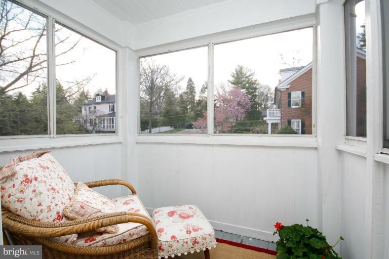 1600 Russell Road Alexandria, VA 22301 - Photo 14 of 30 porch off third bedroom