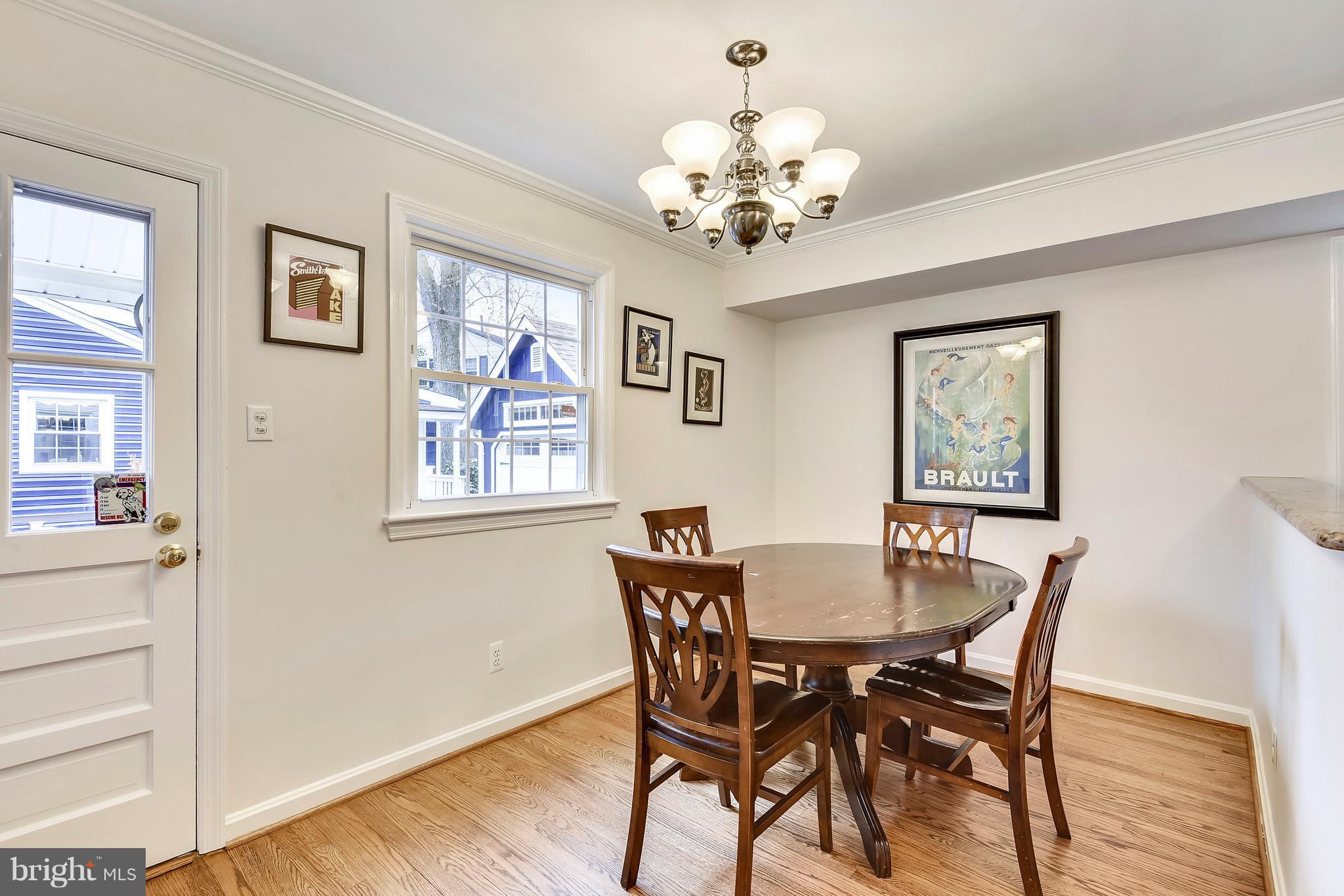 9502 2nd Avenue Silver Spring, MD 20910 - Photo 5 of 25 Dining Room