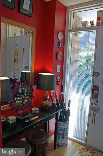 282 M Street Southwest, Unit 282 Washington, DC 20024 - Photo 2 of 19 Entrance / Foyer