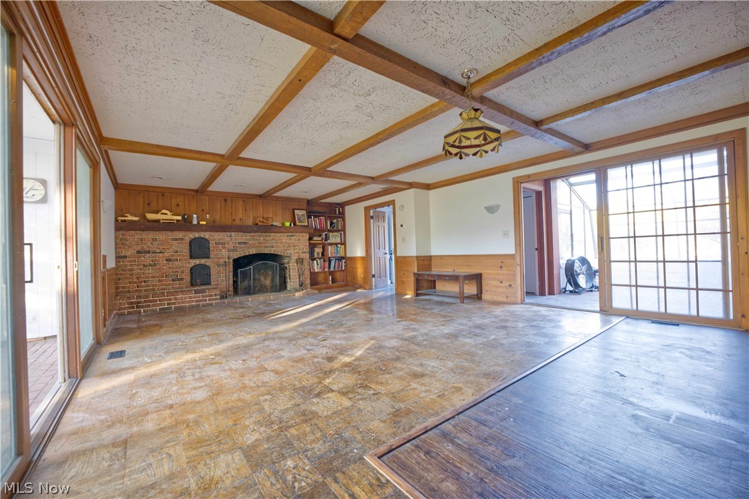 37819 Ridge Road Willoughby, OH 44094 - Photo 8 of 32 Gallery Image 8