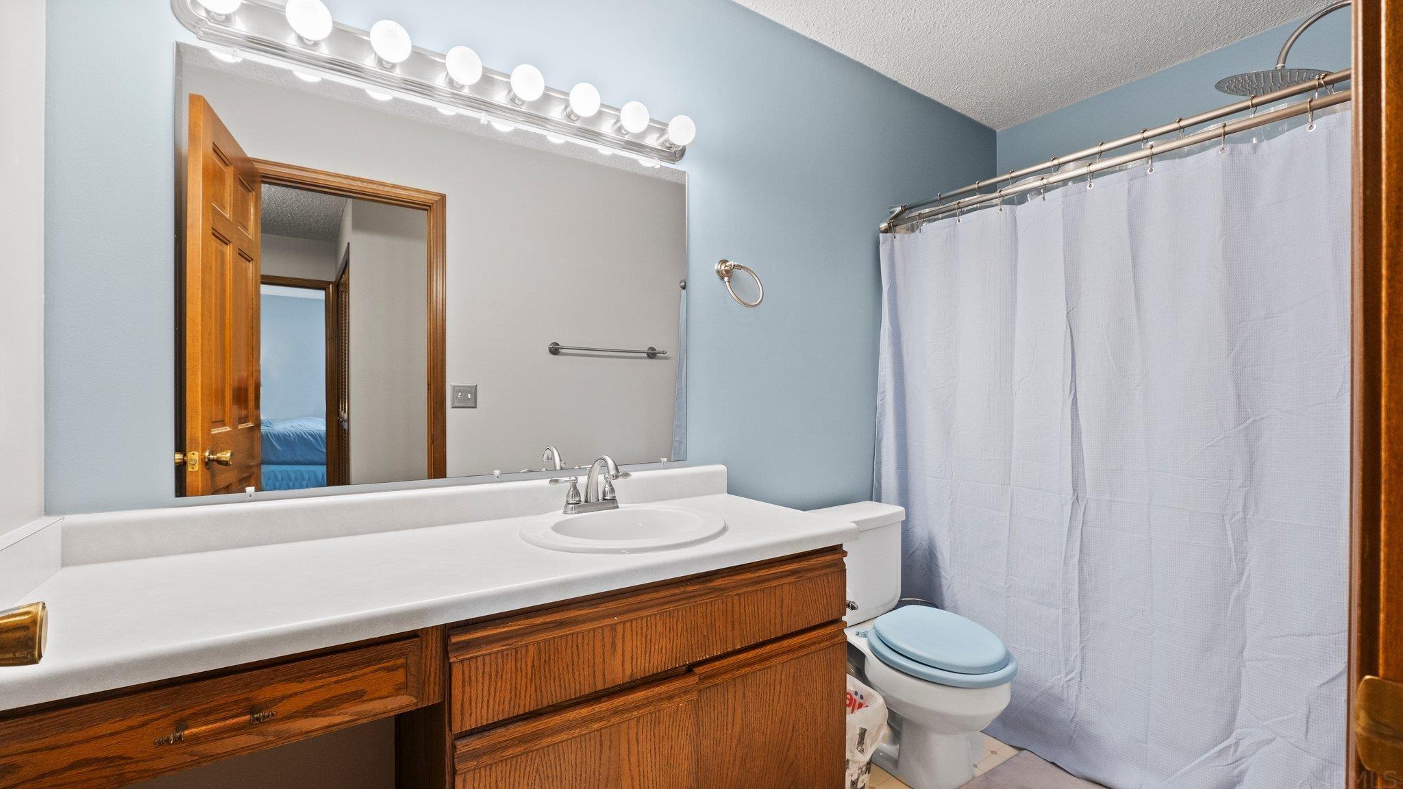 8330 Hawk Spring Hill Fort Wayne, IN 46825 - Photo 17 of 36 Gallery Image 17