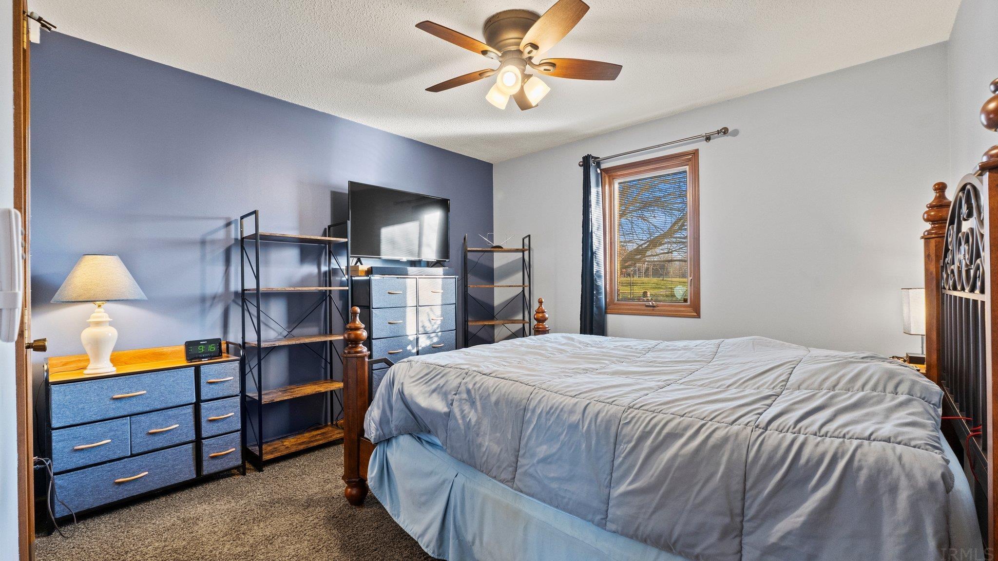 8330 Hawk Spring Hill Fort Wayne, IN 46825 - Photo 18 of 36 Gallery Image 18