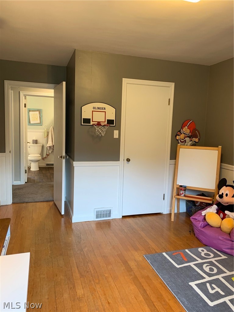 1827 Enslee Road Coshocton, OH 43812 - Photo 23 of 29 Bedroom 1