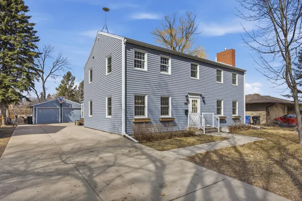 $465,000 | 1306 Elm Street North, Fargo, ND 58102