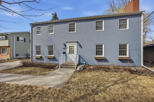 $465,000 | 1306 Elm Street North, Fargo, ND 58102