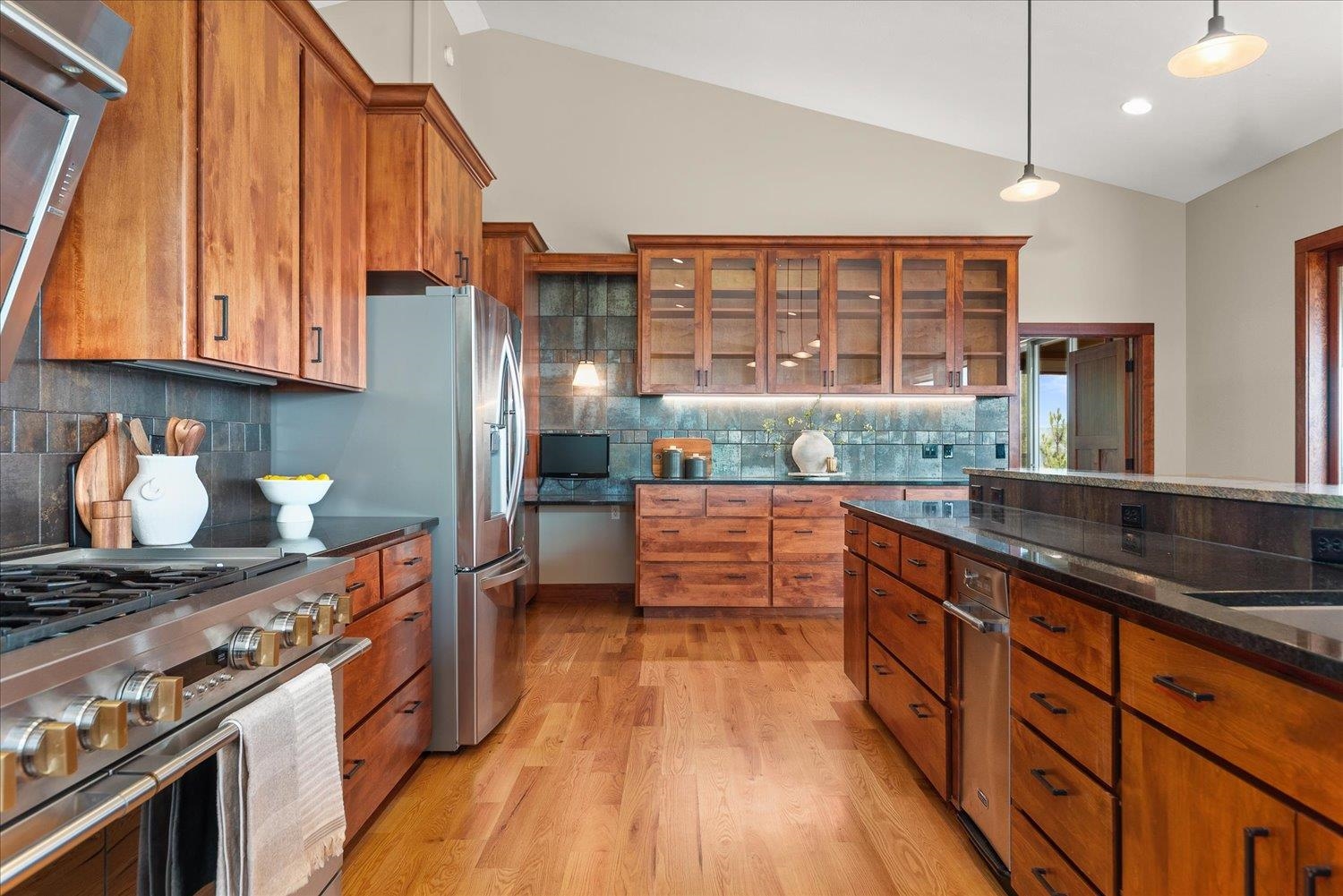 5006 North Indian Bluff Road Spokane, WA 99224 - Photo 12 of 50